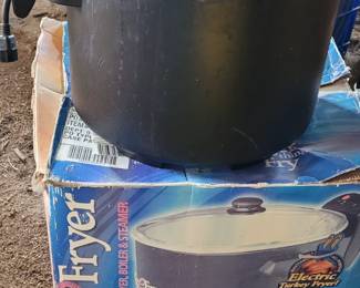 The Big Fry Electric deep fryer, great shape