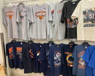 MLB - NFL - NCAA - T Shirts & merchandise.