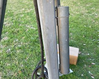 Scope case attached -- VERY RARE from World War Two - Signaling Searchlight 97203 US Navy WWII Includes light, stand, scope and scope case, and 4 extra bulbs. US Metal Products Co New York Navy Cont N0bs 20291