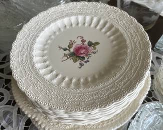 Spode's Jewel - 2 sizes of plates