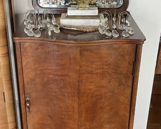 Sheet music cabinet
