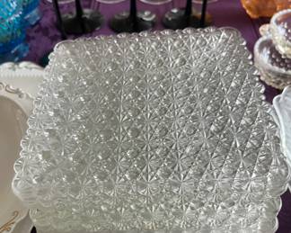 Daisy & Button salad/luncheon plates