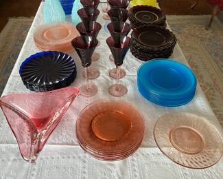 Table overview: Lots of glass: depression, cobalt, Murano bowl