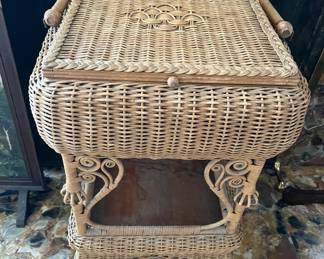 Heywood Wakefield sewing basket c1920s
