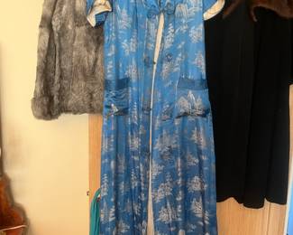 1940s Silk robe