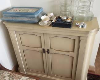 Small chest (painted)