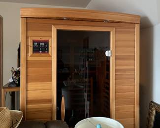 Golden Designs sauna