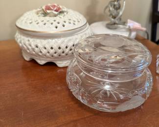 Lots of delicate items for a lady’s dressing table. Powder boxes. 