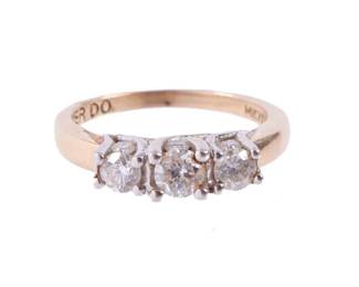Ladies Gold & Diamond Wedding Ring
Estimate
$300
-
$500