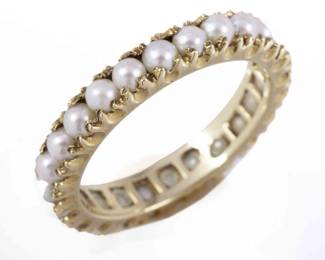 Ladies Seed Pearl and Gold Ring
Estimate
$200
-
$300