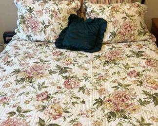 "Jones Creek Elegance" in Evans, GA. Starts Closing Tue 2/13 at 8pm. Pickup is Thu 2/15 from 1-6pm. Please click here to view more photos, descriptions, and current bids: https://ctbids.com/estate-sale/26603