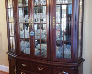 "Jones Creek Elegance" in Evans, GA. Starts Closing Tue 2/13 at 8pm. Pickup is Thu 2/15 from 1-6pm. Please click here to view more photos, descriptions, and current bids: https://ctbids.com/estate-sale/26603