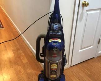 Bissell Rewind Smart Clean Upright Vacuum with Clean Carpet Sensor