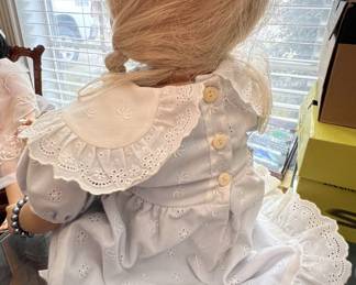 $250 - Excellent Condition                                                           Jule (Sweden Girl) by Annette Himstedt (1992)  *Original Box Included