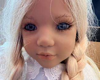 $250 - Excellent Condition                                                           Jule (Sweden Girl) by Annette Himstedt (1992)  *Original Box Included