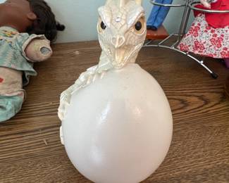 $100                                                                                           Windstone Editions: Hatching Empress Dragon - Egg White