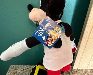 $10                                                                                                       Disney Plush Lifeguard GOOFY: Toy Factory 