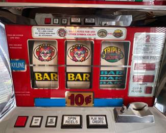 $750 - Great Condition                                                                                      
International Game Technology: Triple Play Slot Machine, Showcase Slots & Antiques