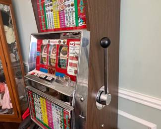 $750 - Great Condition                                                                                      
International Game Technology: Triple Play Slot Machine, Showcase Slots & Antiques