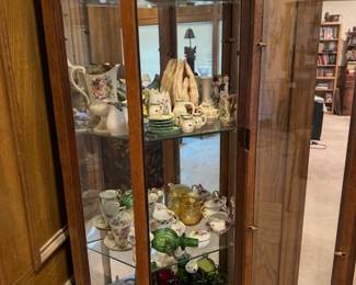 Display cabinet 