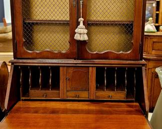 Vintage secretary with lots of compartments 