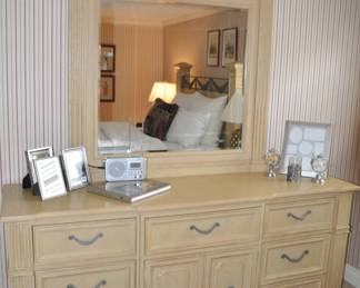 Stunning Vintage Stanley Furniture 7 Drawer Two Door Dresser (72"W x 36"H x 20"D) with Attached Mirror (46"W x 48"H)