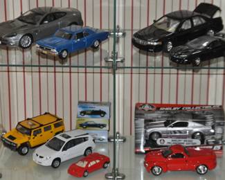 A Wonderful Selection of Dye Cast Cars Including: Maisto, Anson, Beanstalk Group, Shelby, Welly and Lucky in Scales of 1:24, 1:18, 1:32 and 1:27