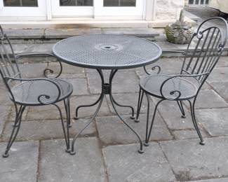 Wonderful 3 Piece Iron Bistro Table and Chairs Set, 35" D x 29"