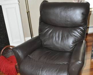 Wonderful Dark Brown Leather La-Z-Boy Manual Rocking Recliner in Pristine Condition, 35"W x 34"D x 40"H.