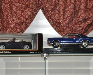 Maisto Special Edition BMW Z4 1:18 in Box  Shown With a ERTL American Muscle 1967 Pontiac GTO 1:18 in Display Box