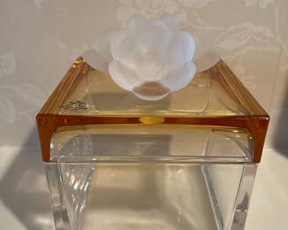 Up Close View of the Rare and Stunning Signed Mario Cioni, Made in Italy, Lead Crystal and Art Glass Box 4.5"