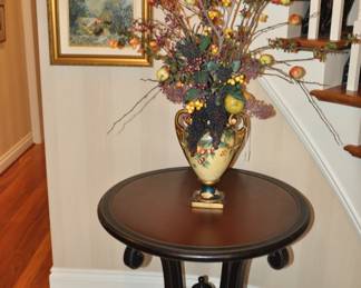 Lovely Inviting Foyer Entrance!