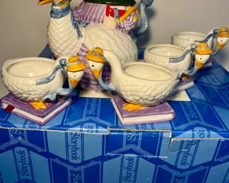 Retired dept 56 Mother Goose Handpainted teapot and 4 cups
Lot 69 item #1752