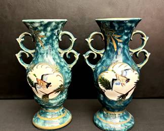 Porcelan handled vases