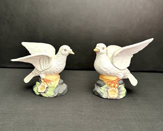 vintage dove figurine
