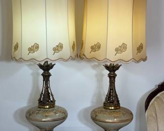 Hollywood French Regency style lamps