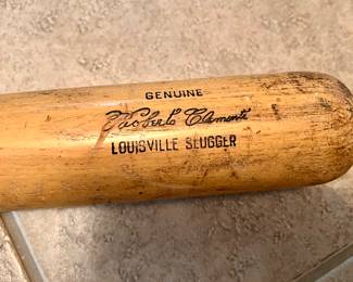Vtg. Roberto Clemente Louisville Slugger wooden 125 baseball bat  
