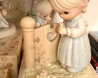 Huge collection of Precious Moments 