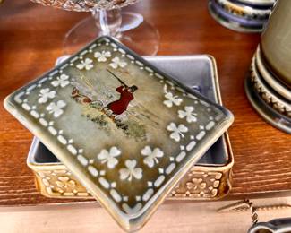 Vtg. Wade Irish Porcelain - trinket box - another view 