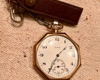 Vintage Elgin pocket watch open face