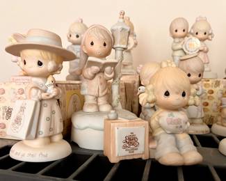 Huge collection of Precious Moments 