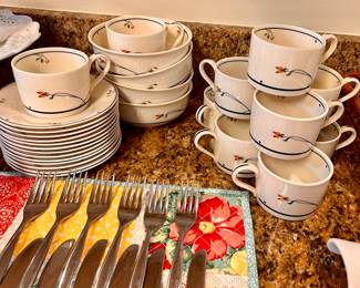 Ariana - Town & Country fine china by Gorham