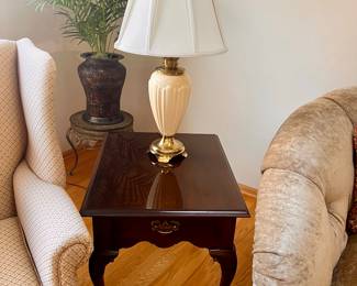 Matching Ethen Allen side tables and Stiffle brass lamps