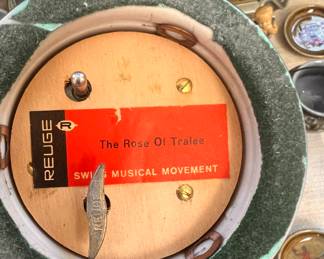 Wade Irish pottery - musical mugs - "The Rose of Tralee"