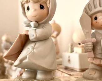 Huge collection of Precious Moments 