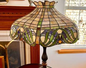 Beautiful Stain glass table lamp 
