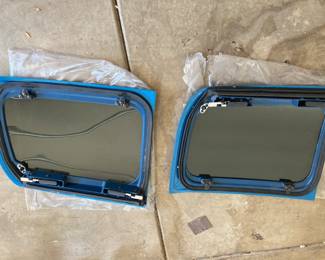 T-tops or moon roofs for 1971 Corvette 