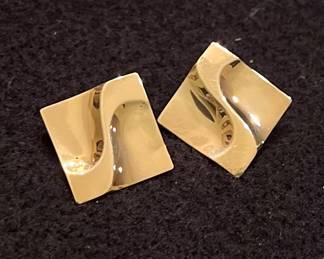 30%off -  14k Gold earrings 