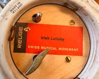 Wade Irish pottery - musical mugs - "Irish Lullaby"