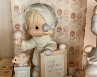 Huge collection of Precious Moments 